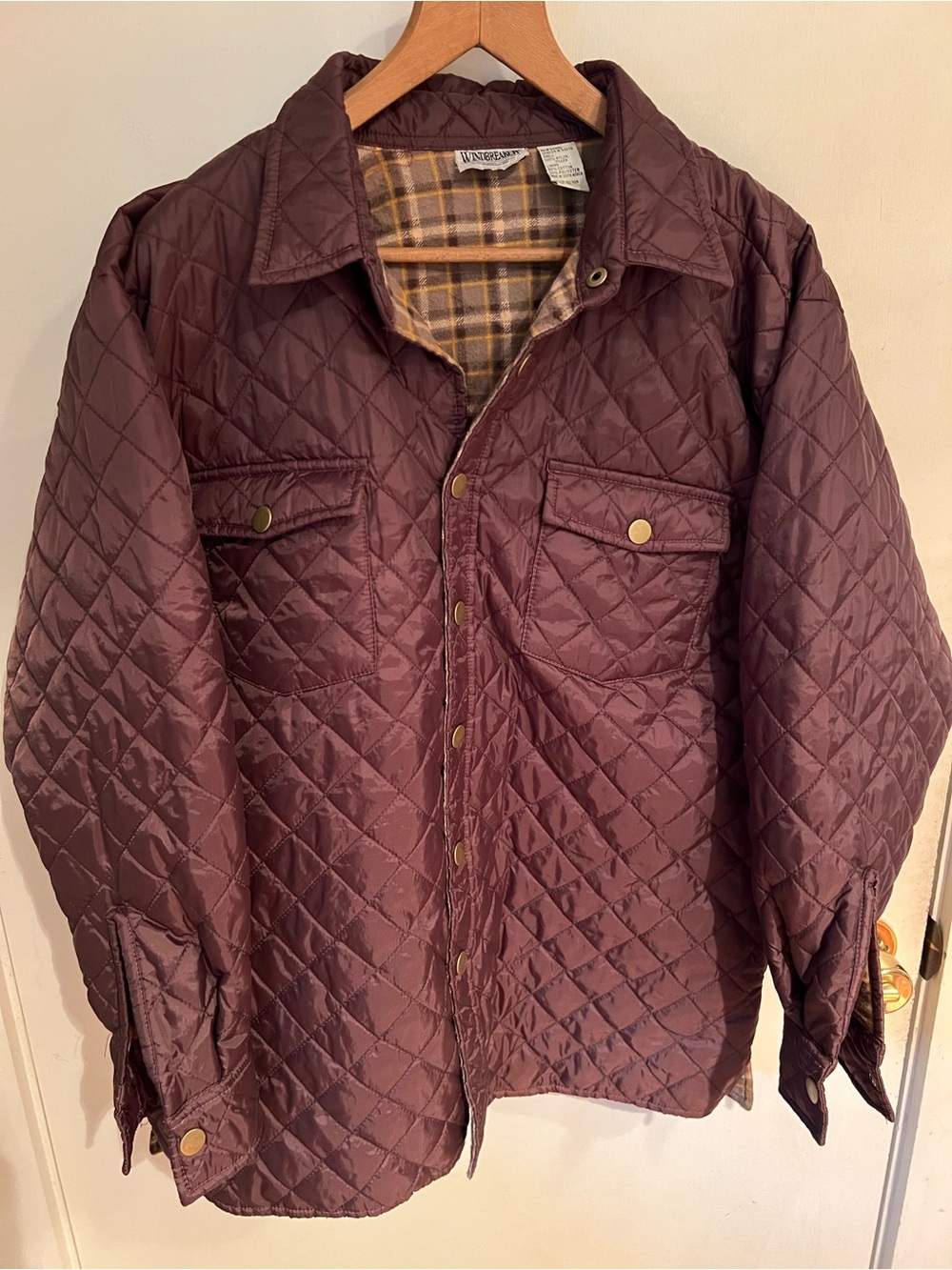 Men's Quilted Windbreaker Jacket in Deep Maroon